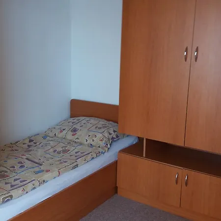 Aparthotel Apart Postovni 3*